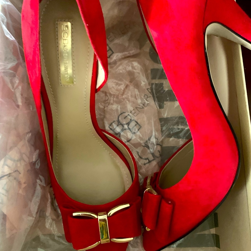 BCBG suede heels